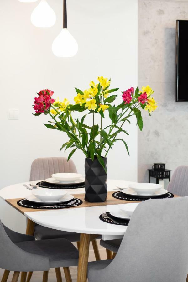 Apartments Warsaw Dzielna By Noclegi Renters Exterior photo
