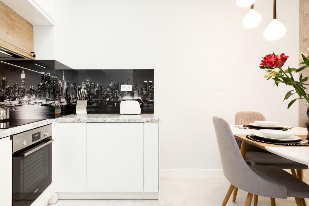 Apartments Warsaw Dzielna By Noclegi Renters Exterior photo